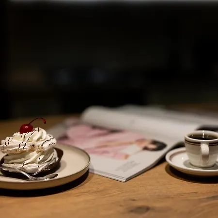 Native Dietla 17 דירה