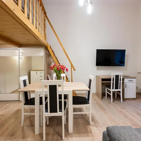 Native Dietla 17 Apartment