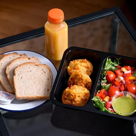 公寓 Native Dietla 17 *