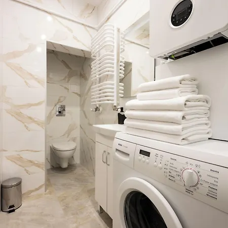 Native Dietla 17 דירה *